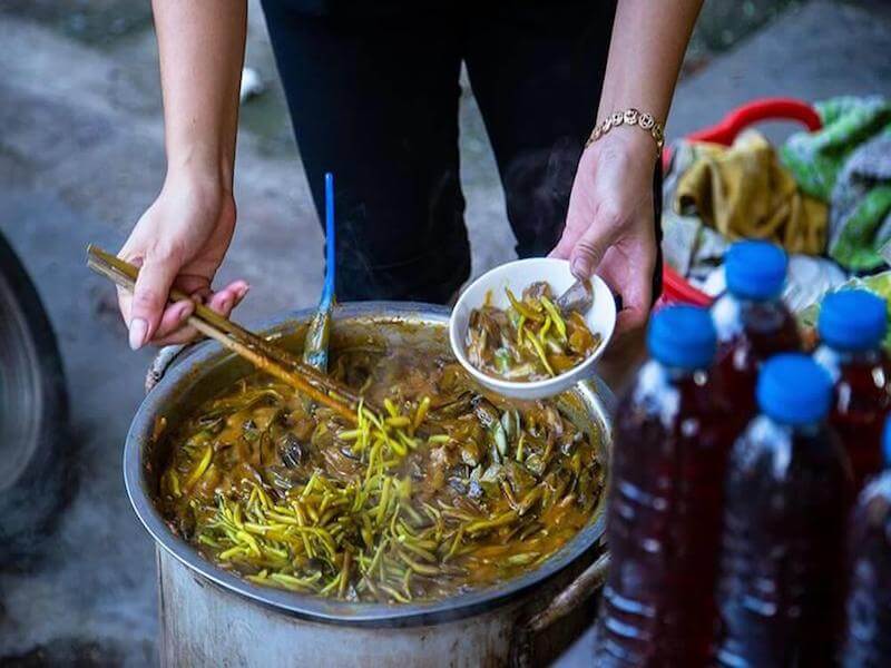 Quán giá bể Huệ Béo thơm ngon nức tiếng