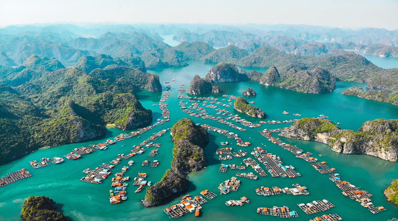 Hải Phòng tháng 4 - Du hí thành phố hoa phượng đỏ vào đầu hè