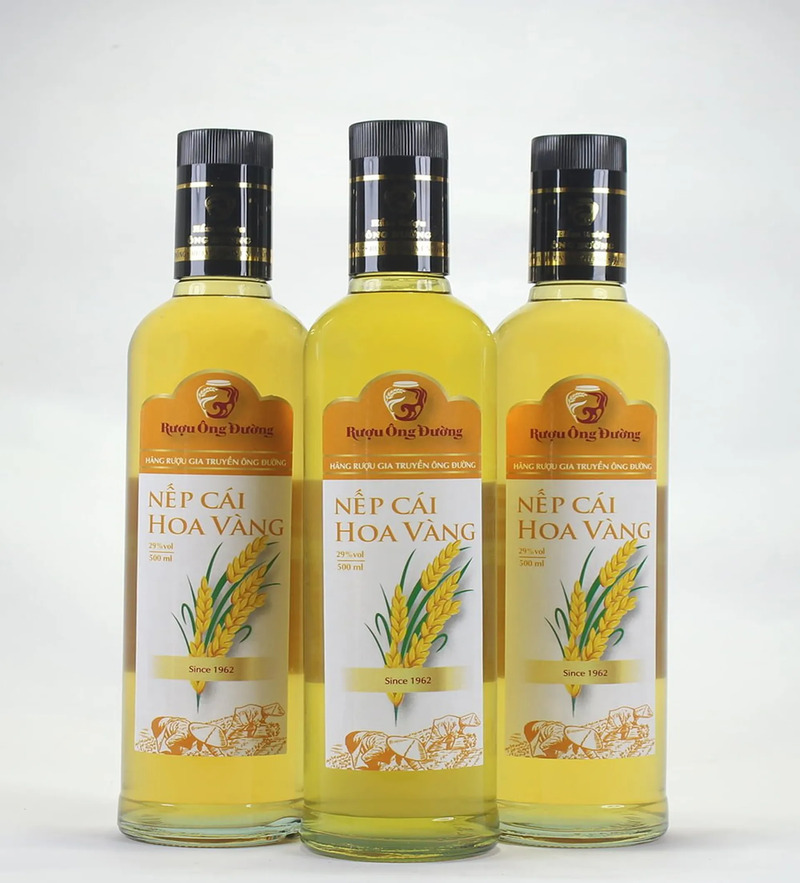 Rượu nếp cái hoa vàng