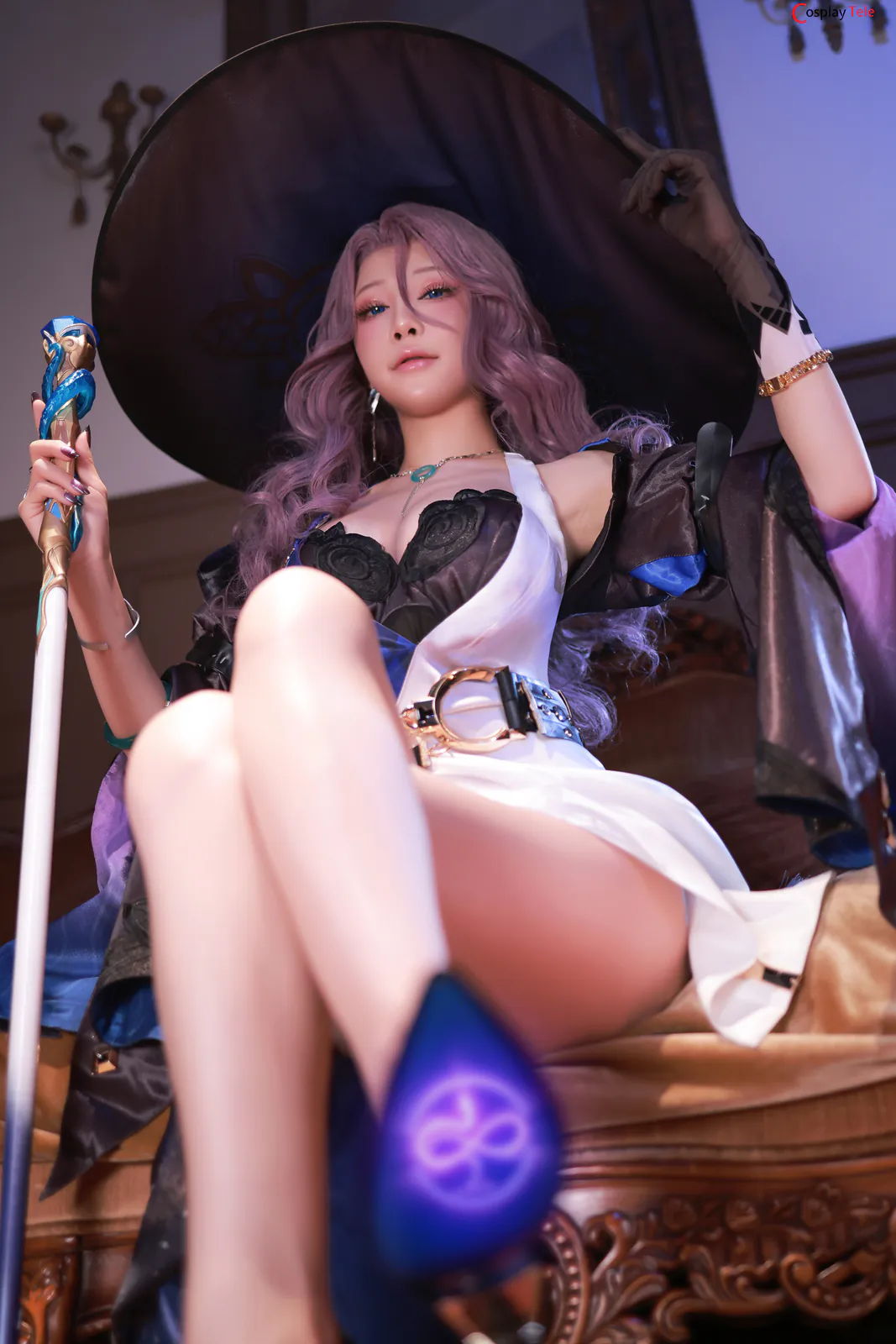 Aqua cosplay Jade 5